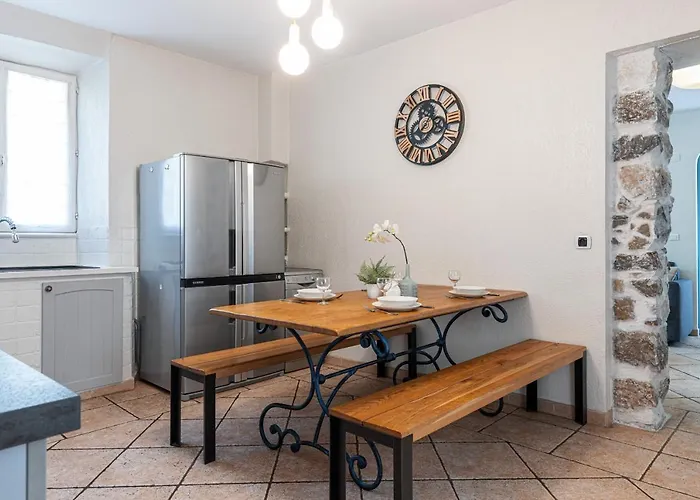 Cozy 1 Bdr At Port Ницца