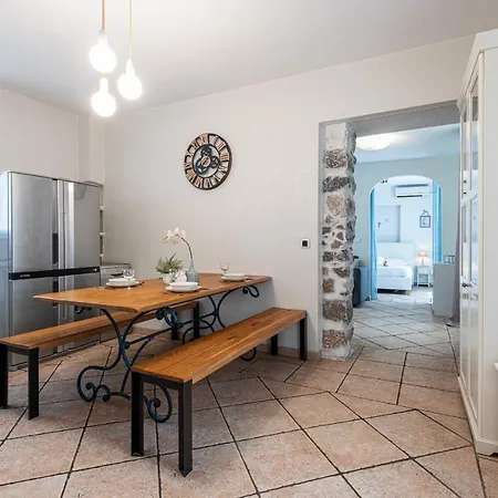 Cozy 1 Bdr At Port * Niza